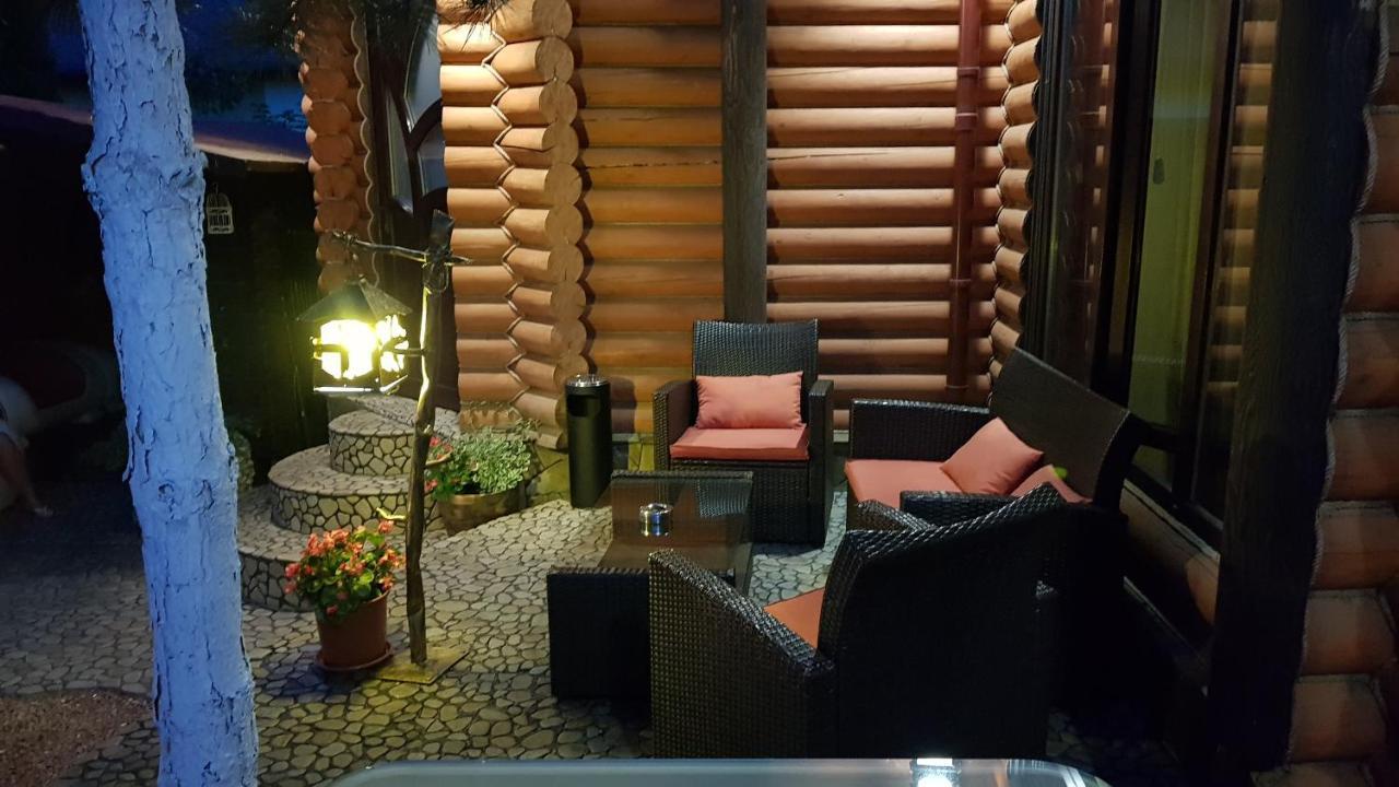 Luxury Villa With Pool And Sauna تشيرنيفتسي المظهر الخارجي الصورة