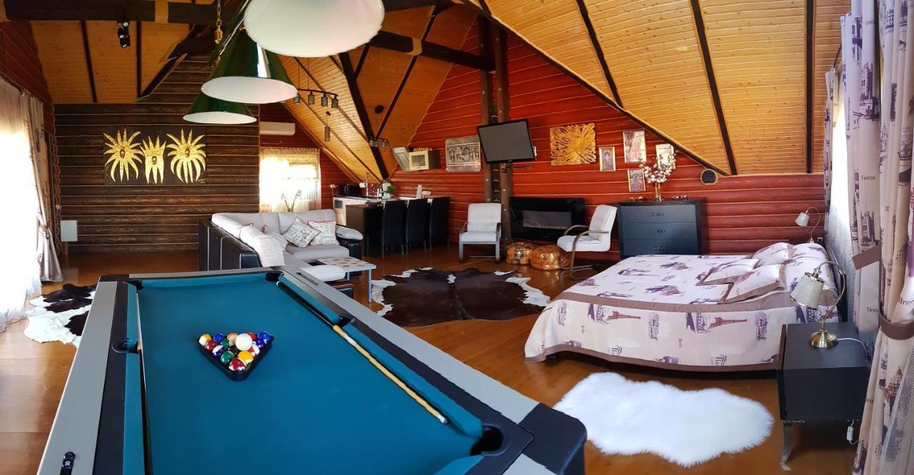 Luxury Villa With Pool And Sauna تشيرنيفتسي المظهر الخارجي الصورة