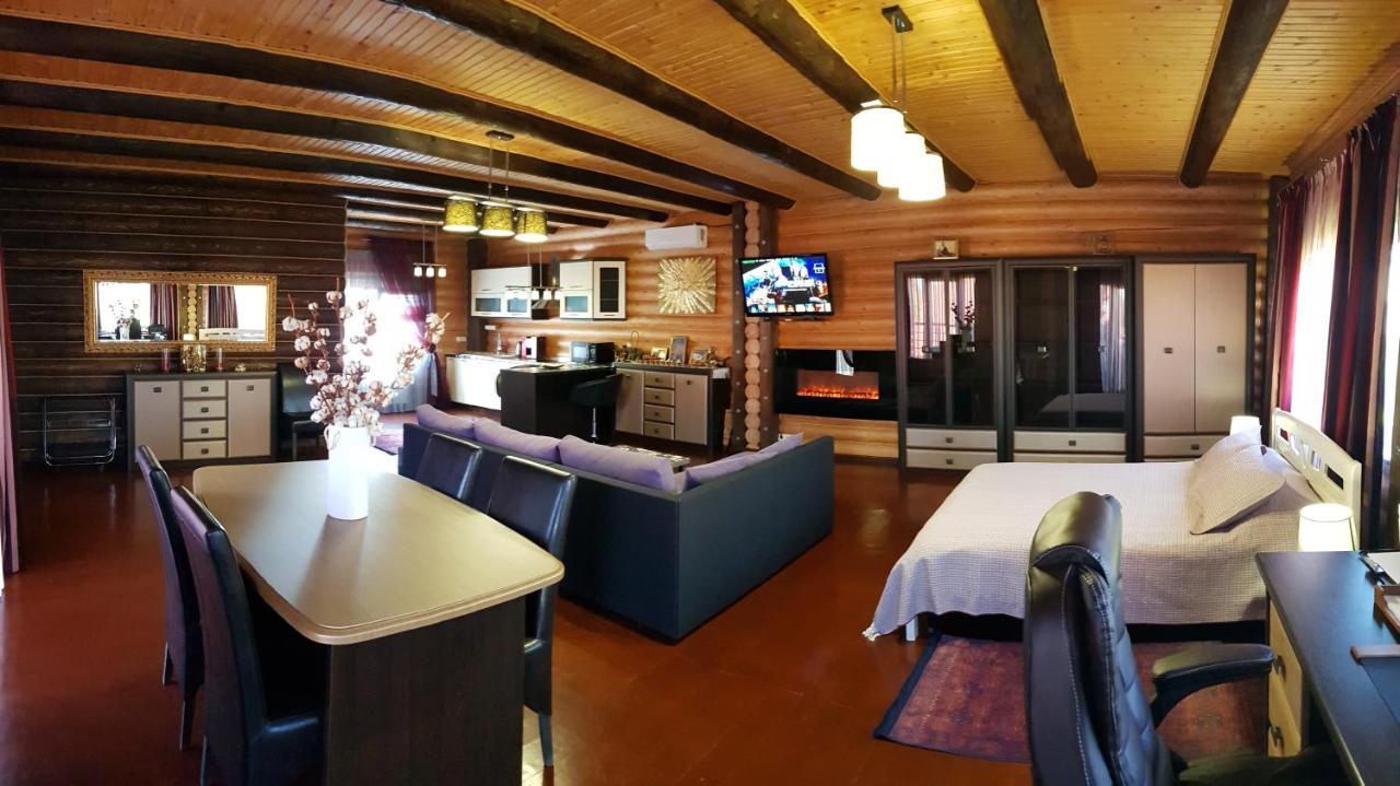 Luxury Villa With Pool And Sauna تشيرنيفتسي المظهر الخارجي الصورة